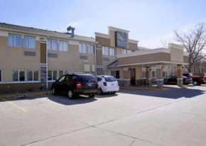 Quality Inn & Suites Des Moines Airport